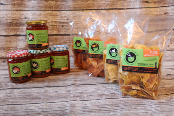 Übrigens sind Kochbananenchips im Vergleich zu Kartoffelchips gesünder – testen Sie es selbst und werden auch Sie Bananenchips-Liebhaber!