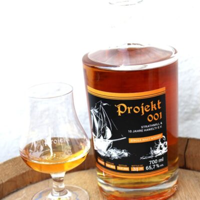 Projekt 001 - Strathmill & 10 Jahre Hawelti e.V.