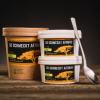 Milcheis mit afrikanischem Honig