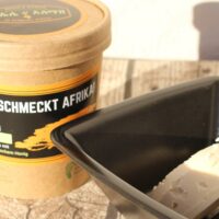 Milcheis mit afrikanischem Honig – Bild 2