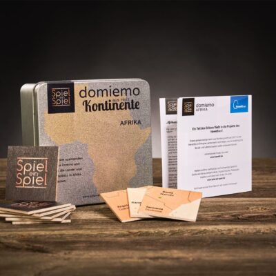 Domiemo aus Holz - Kontinente - Afrika