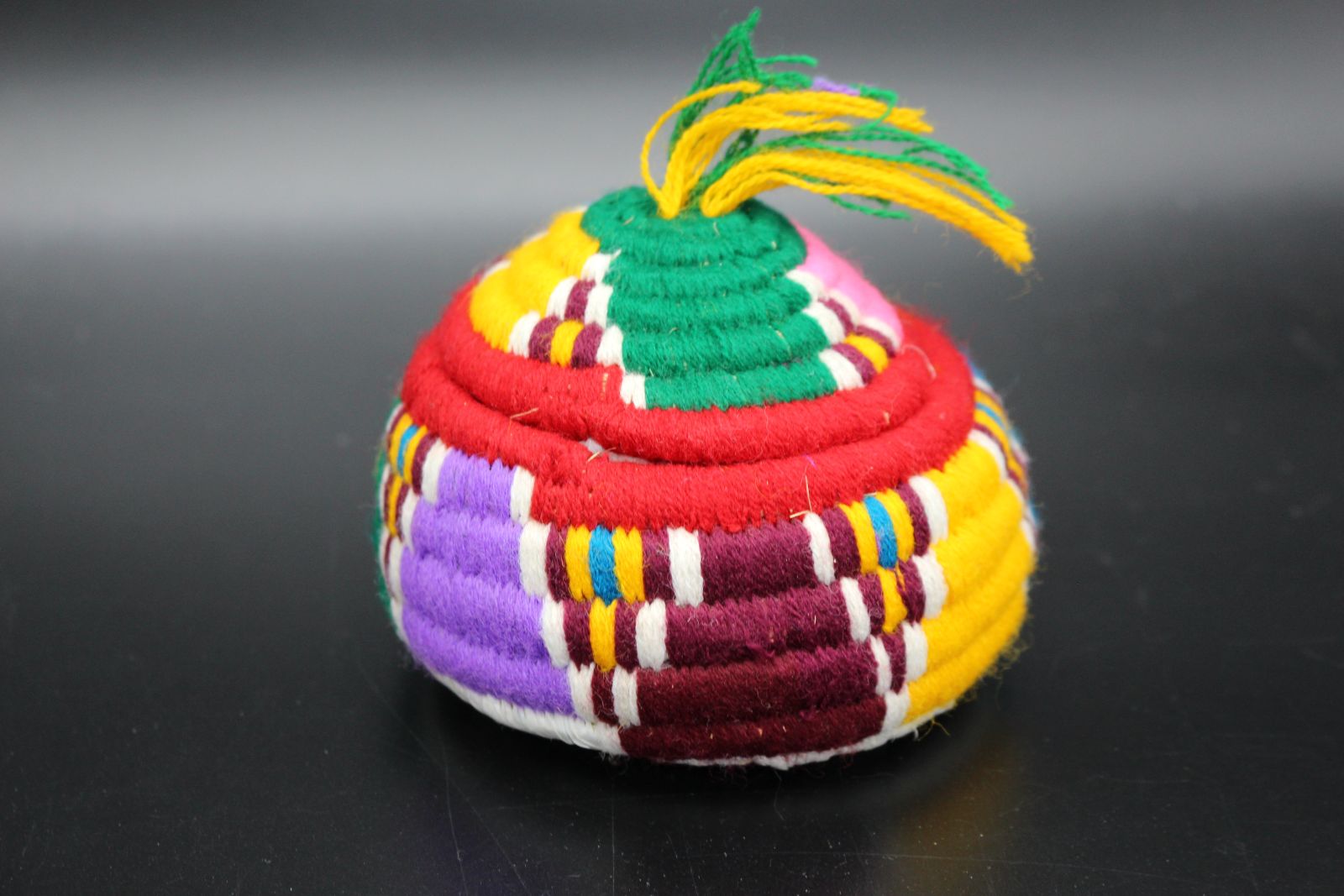 Dose mit Deckel klein - Mehrfarbig