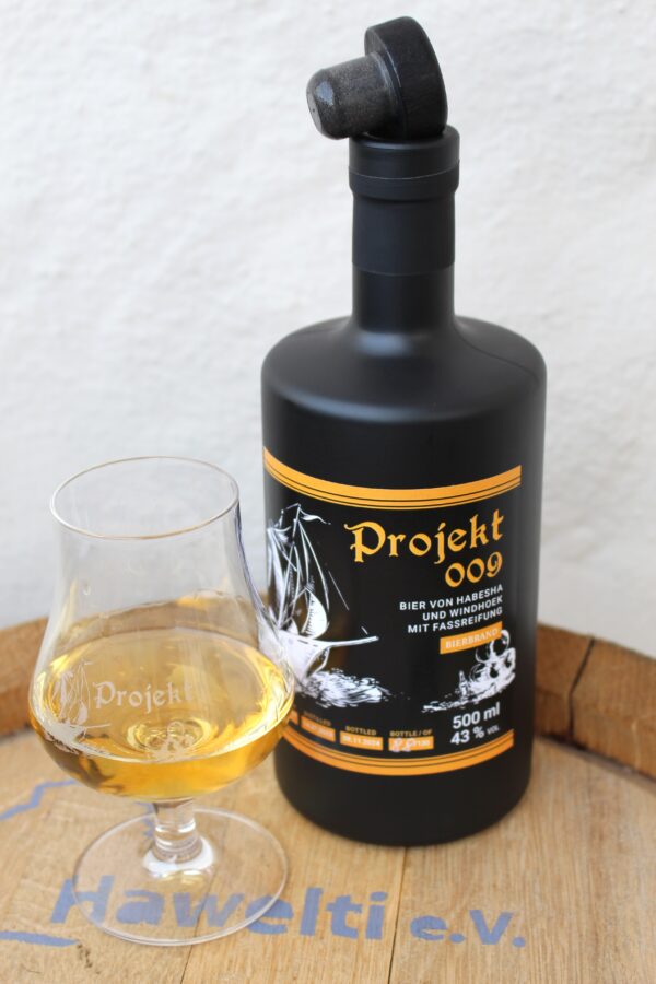 Projekt 009 - Bierbrand aus afrikanischem Bier mit Fassreifung